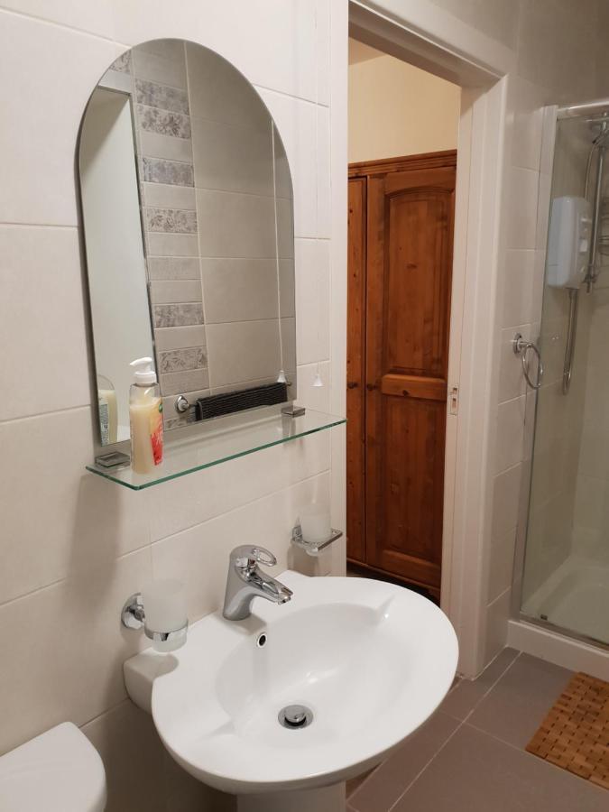 לטרקני Kiltoy Cottage, מראה חיצוני תמונה